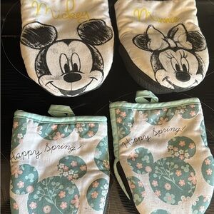 Disney Mickey Minnie Oven Mitt Set 4pc Spring Kitchen Decor Gift